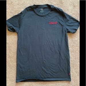 Levi’s plain black tee